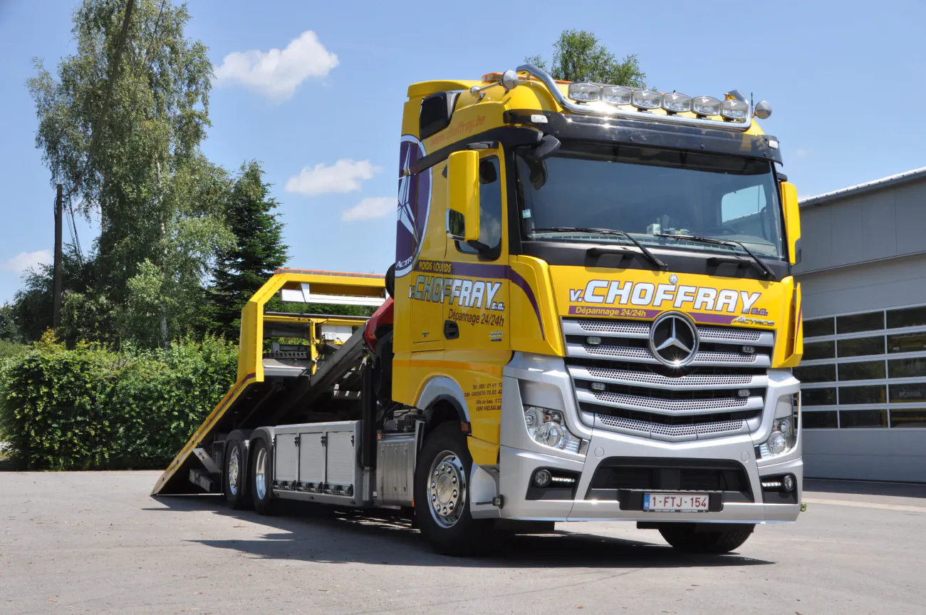 Dépanneuse semi-légère MERCEDES Actros 6X2