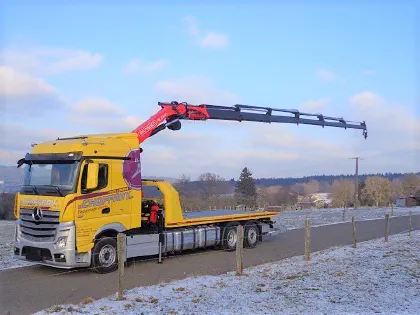 Dépanneuse Mercedes Actros, grue PALFINGER 21 t/m dépliée