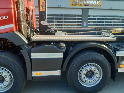 Système lève-conteneur HYVA 8X4
