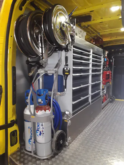 Camionnette d'intervention balisage / atelier