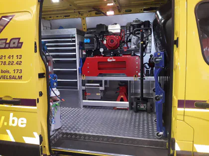 Camionnette d'intervention balisage / atelier