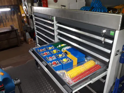 Camionnette d'intervention balisage / atelier