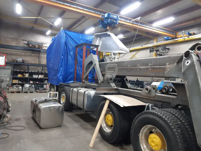 Construction de la dépanneuse Scania S650