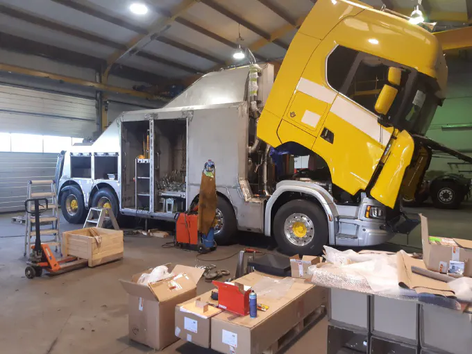 Construction de la dépanneuse Scania S650