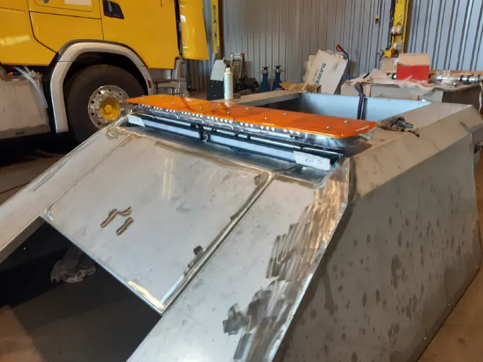 Construction de la dépanneuse Scania S650