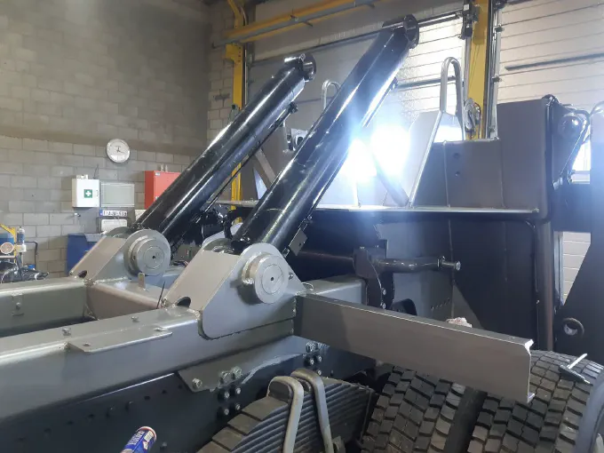 Construction de la dépanneuse Scania S650