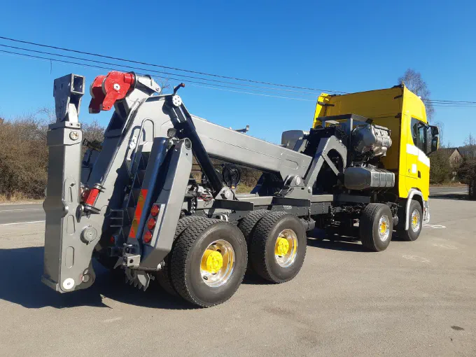 Construction de la dépanneuse Scania S650