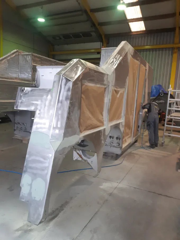 Construction de la dépanneuse Scania S650