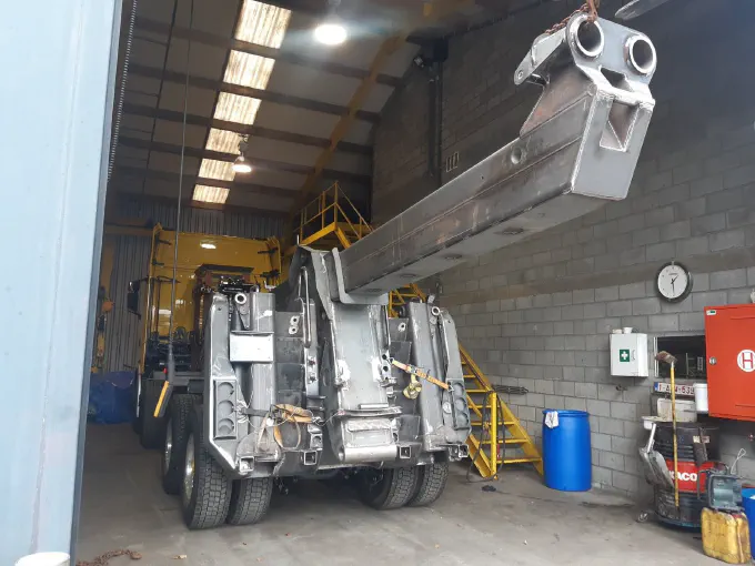 Construction de la dépanneuse Scania S650
