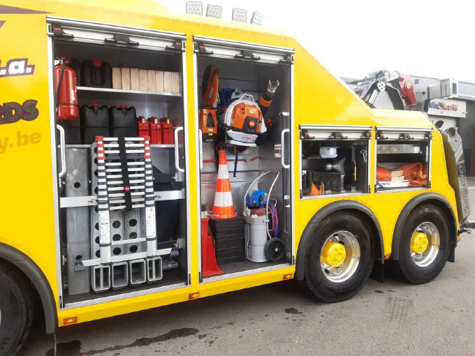 Construction de la dépanneuse Scania S650