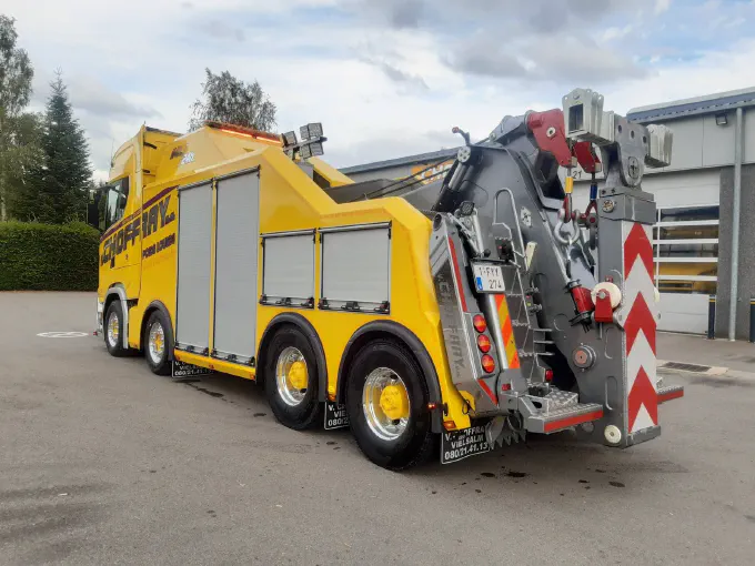 Construction de la dépanneuse Scania S650