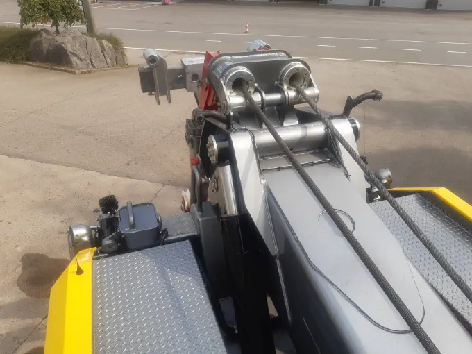 Construction de la dépanneuse Scania S650
