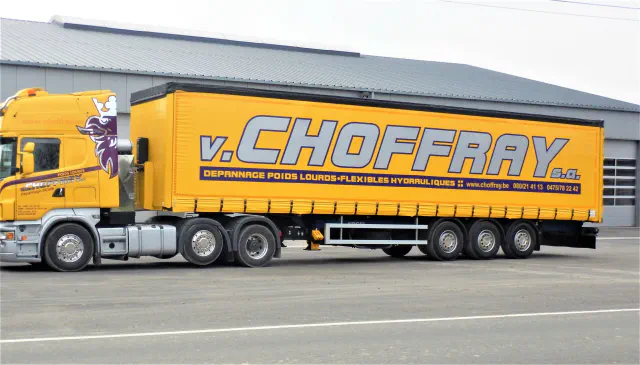 Semi-remorque bâchée V. Choffray